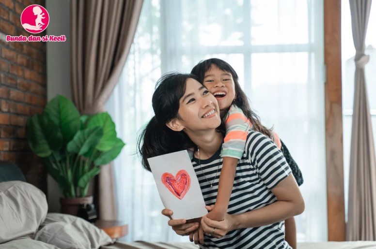 Anak Terlalu Nempel (Clingy)? Bukan Manja, Tapi Tanda Butuh Koneksi Emosional